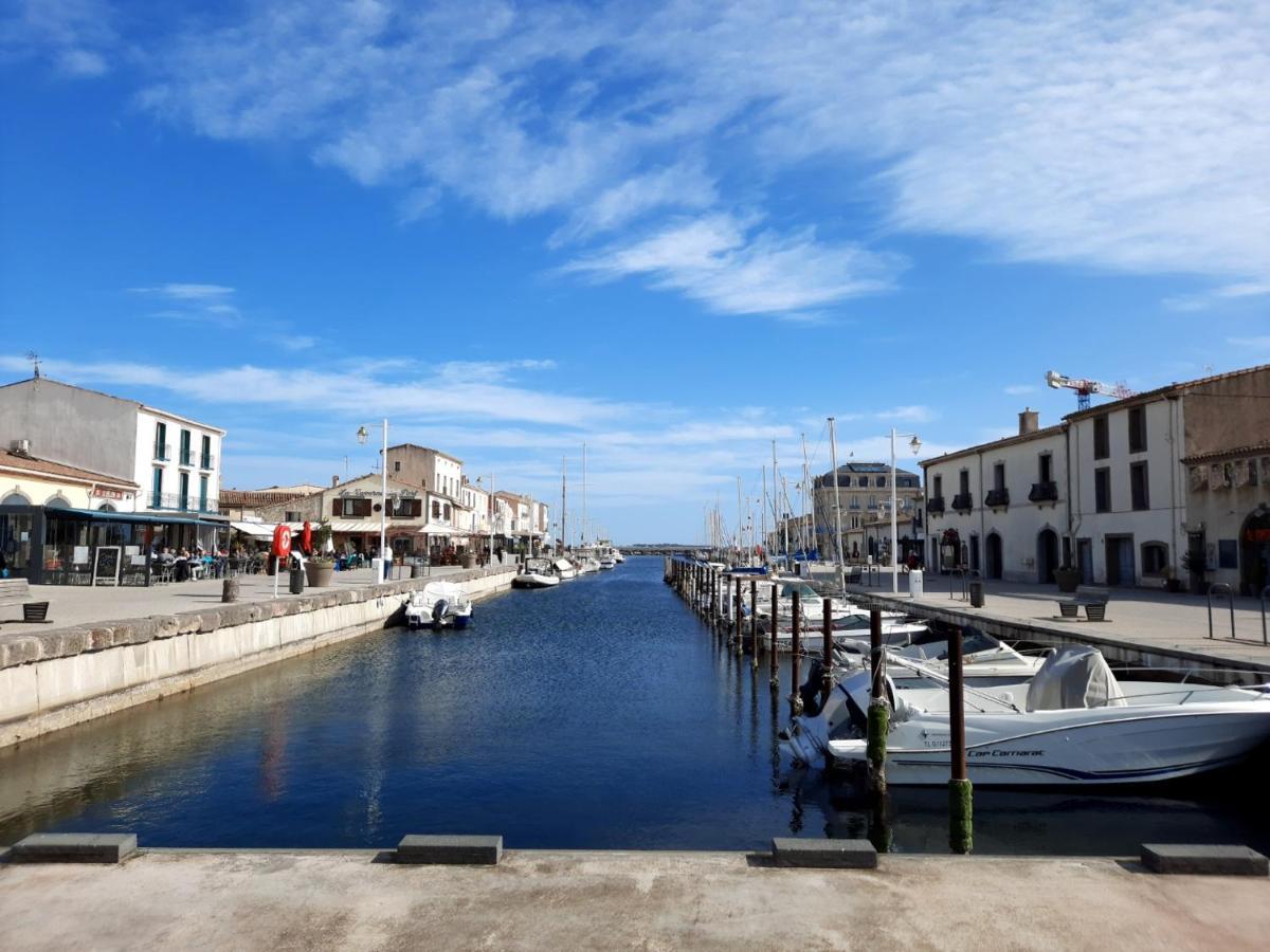 Appartement De Charme Sur Le Port De Marseillan Exterior foto