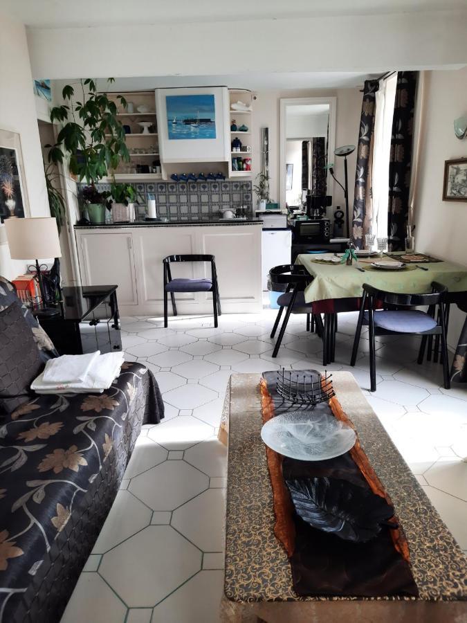 Appartement De Charme Sur Le Port De Marseillan Exterior foto